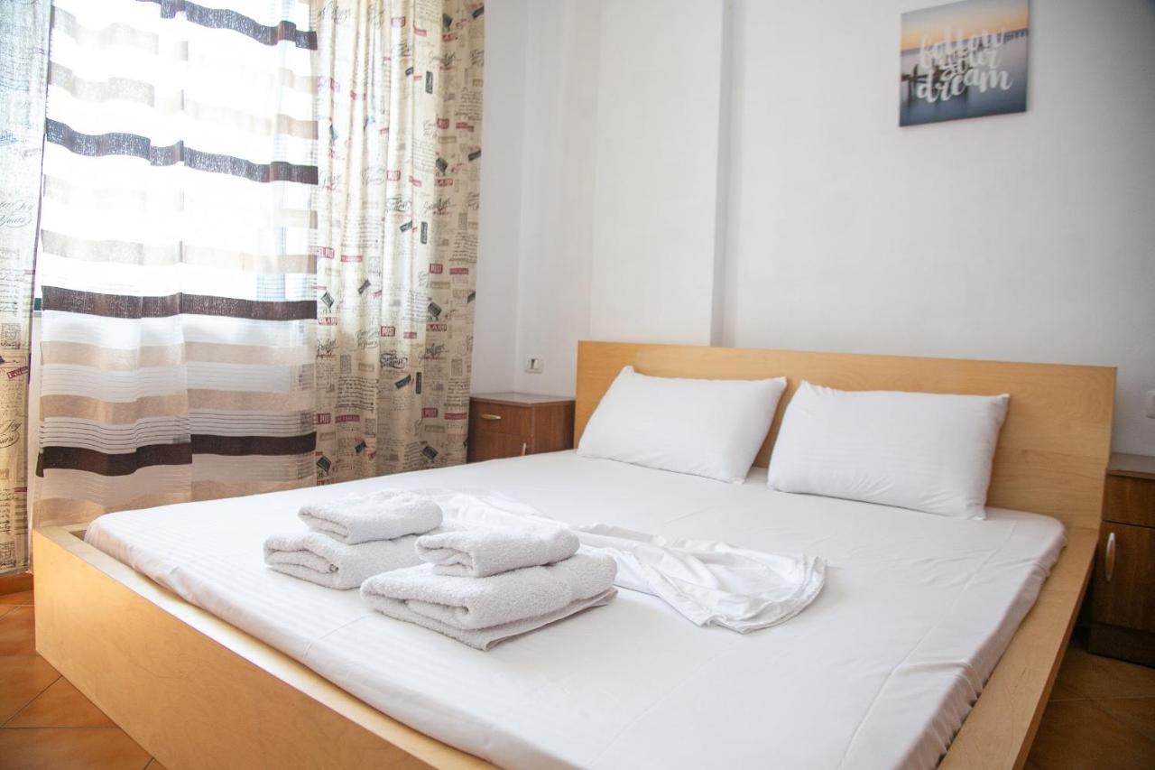 A&B Apartment Голем Экстерьер фото