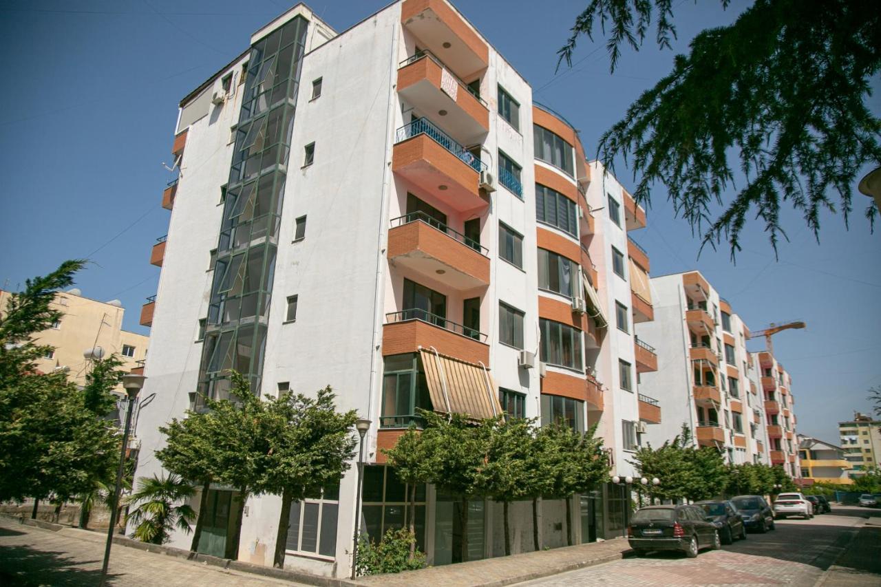A&B Apartment Голем Экстерьер фото
