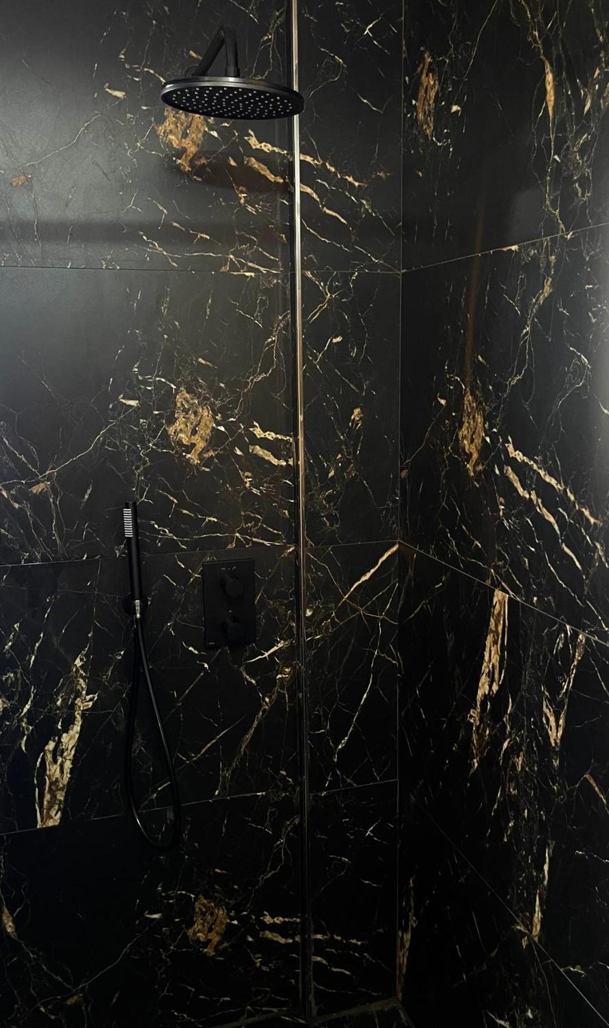 A&B Apartment Голем Экстерьер фото