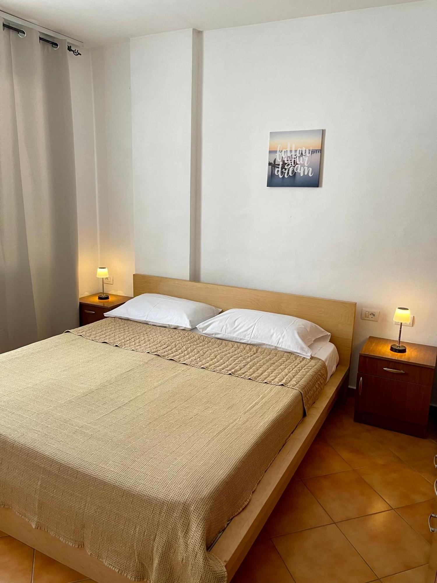 A&B Apartment Голем Экстерьер фото
