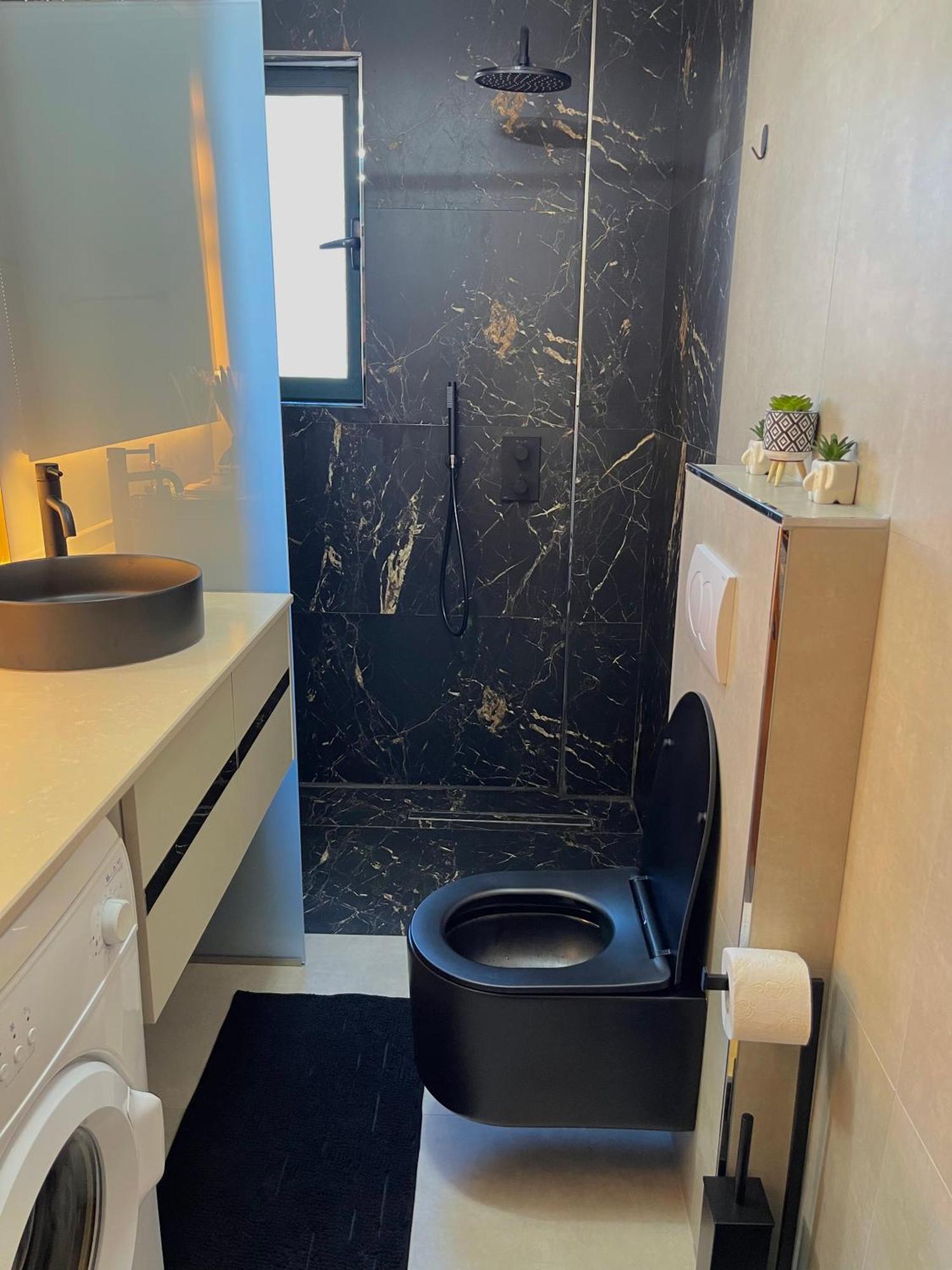 A&B Apartment Голем Экстерьер фото